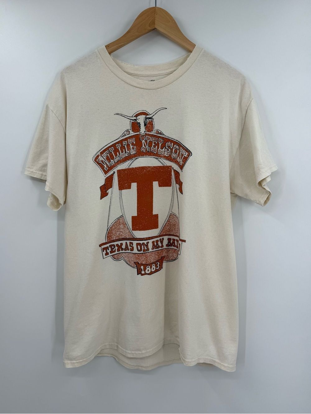 University of Texas Longhorns Willie Nelson Graphic Tee | Cream | Medium